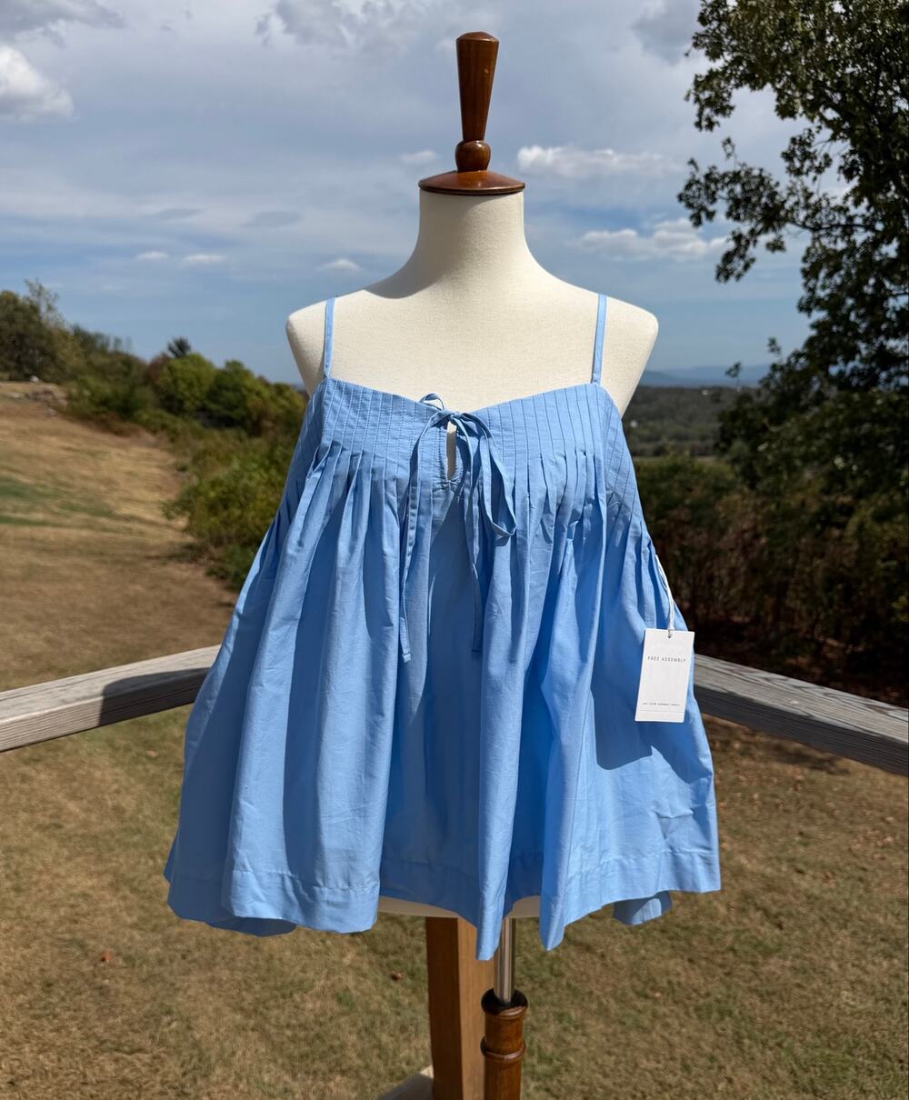 NWT Free Assembly Light Blue Pleated Tie Front Cami Tank Top Women’s Size XXL